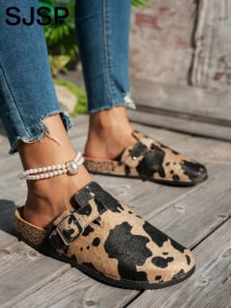 2025 New Women's Casual Autumn and Winter Outdoor Activity Shoes with Animal Prints, Leopard Print, Cow Print, New Mule Shoes, Slip-On Slippers, Outdoor Flat Beach Shoes, Trendy Fashion Animal Print Cow Print Leopard Print Cork Sole Sandals Suitable for All-Season Outdoor Activities