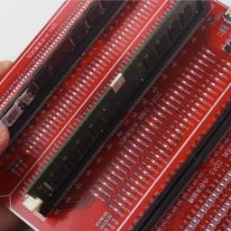 Server 4 in 1 Memory Tester With LED Indicator Suitable For DDR3 DDR4 DDR5 UDIMM RDIMM Desktop Server RAM Module Fault Detector