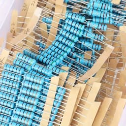 640Pcs 2W 1% 0.33R-1M 64ValuesX10Pcs Metal Film Resistor Kit Set