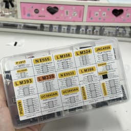 150Pcs Assorted IC Chip Kit Op-Amp Oscillator PC817 NE555 LM358 LM324 Transistor Array Electronic Components Set with Sockets