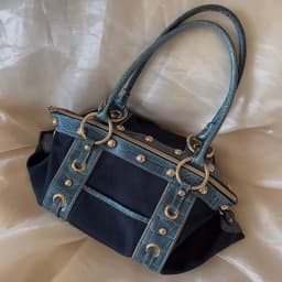Vintage High-end Large-capacity Handbag Shoulder Bag Sweet and Cool Babes Underarm Niche Casual Contrasting Color Bag