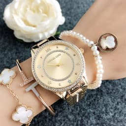 Brand new Michael Kors luxury women's bag with a diamond-studded dial, quartz movement, casual business style, alloy material, s