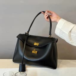 Soft French Niche Tote Bag Large Capacity Elegant Underarm Shoulder Bag Fashionable Casual Spacious Luxury Handbag