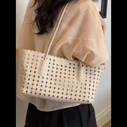 2026 New Fashion Hollow Out Woven Tote Bag for Women Large Capacity Commute Single Shoulder Handbag for Summer