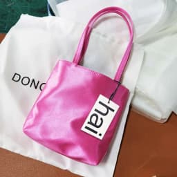 Ins Famous Fashion Silk Satin Handbag Mobile Phone Purse Women's Small Square Tote Bag Lluxury Color Underarm Bag for Party