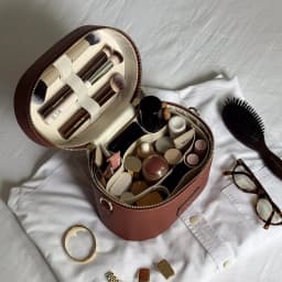 Customized Name PU Leather Cosmetic Bag: Simple, Portable, Crossbody, Hand-Carry, Large Capacity for Travel