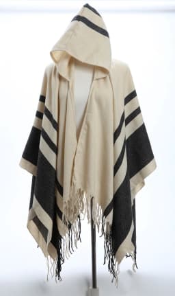 Women Cloak Hooded Sweaters Knit Batwing Top Poncho With Hood Cape Coat Tassel Sweater Outwear Leasure Style Clothes