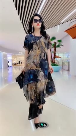2023 Spring/Summer New Fashion Set Large Size Temperament Printed Silk Mulberry Silk Top Women Wide Leg Printed Covering Belly