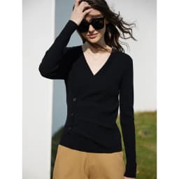 AMII Minimalism Women's Sweater 2026 Autumn New Office Lady Shirring Slim V-neck Knitted Tops Pullovers Womens Clothing 12321064