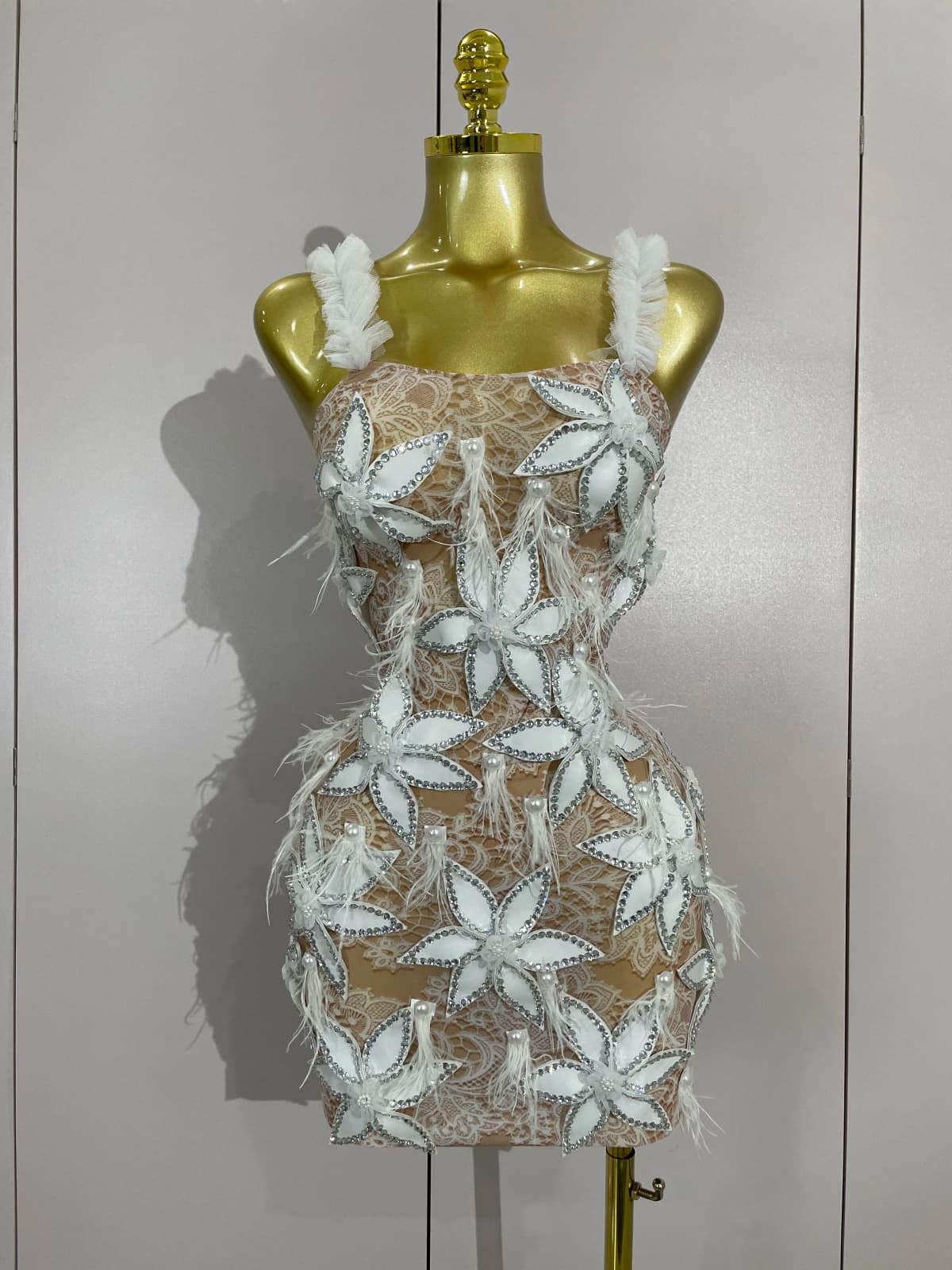 Sexy Sparkly Diamond Flowers Feathers White Transparent Slip Short Dress Evening Prom Celebrate Birthday Dress Photoshoot Wear
