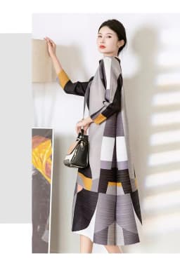 Miyake Fold 2025 Spring New High-End Temperament Design Sense Printing Dress Women Loose Fashion Swing Skirt