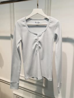 New Buttons Ribbed Slim Long Sleeve T-shirts Women Autumn O-Neck Cotton Tshirts Tops Female Simple Basic Tees Shirt Y2K Clothes