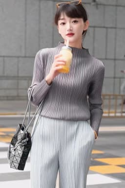 Miyake Pleated Half-high Neck Long-sleeved Women's T-shirt Slim Inner Head Set Classic Solid Bottoming Shirt Top 2025 Autumn New