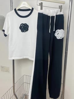 Women's Knitted Sets Tracksuit Pants Suits Autumn New Long Sleeve Flower Pullover Sweater + Wide Leg Pants Casual Two-piece Sets