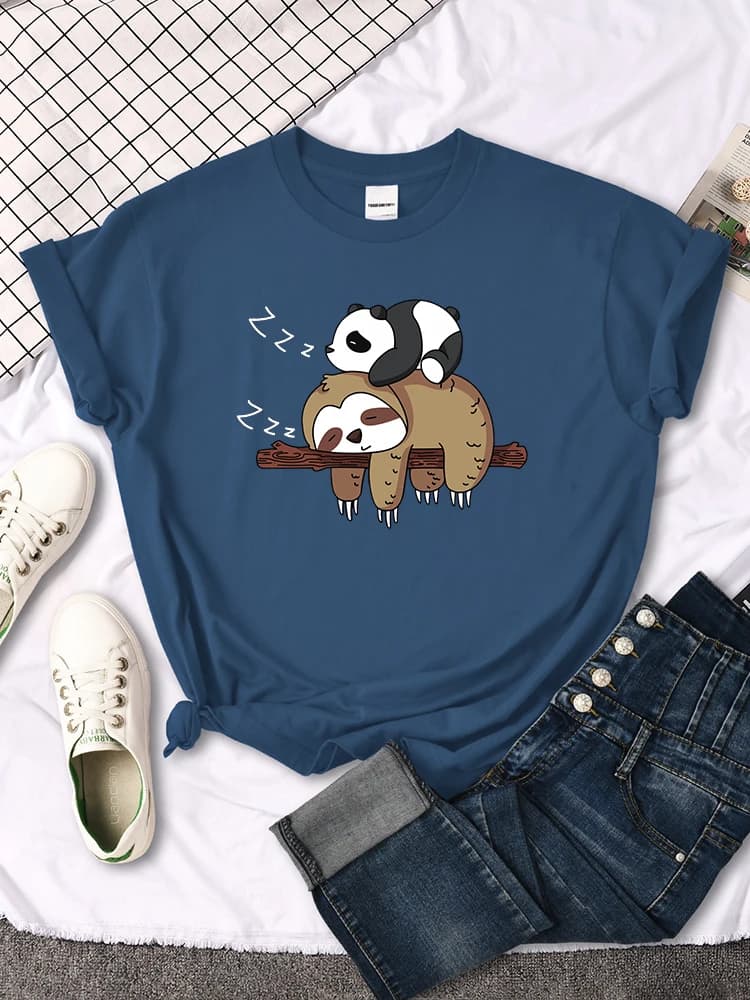 Panda Lying On A Sloth Printed Woman T-shirt Round Neck New Tshirts Fit Tee Shirt Oversized Short Sleeve Womens Tshirts