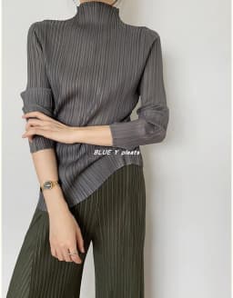 YUDX Miyake Pleated 2024 New Model Tops High Fashion Designer New Aesthetic Clothing Long Sleeve Turtleneck T-Shirt for Women's