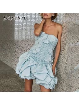 TWOTWINSTYLE Solid Slimming Spliced Folds Elegant Dresses For Women Strapless High Waist Temperament Mini Dreess Female Fashion