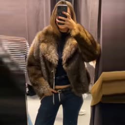 Trendy Faux Fur Patchwork Jacket Double-sided Wear Full Sleeve V Neck Front Button Coat Women Fashion Daily Street Outerwear New