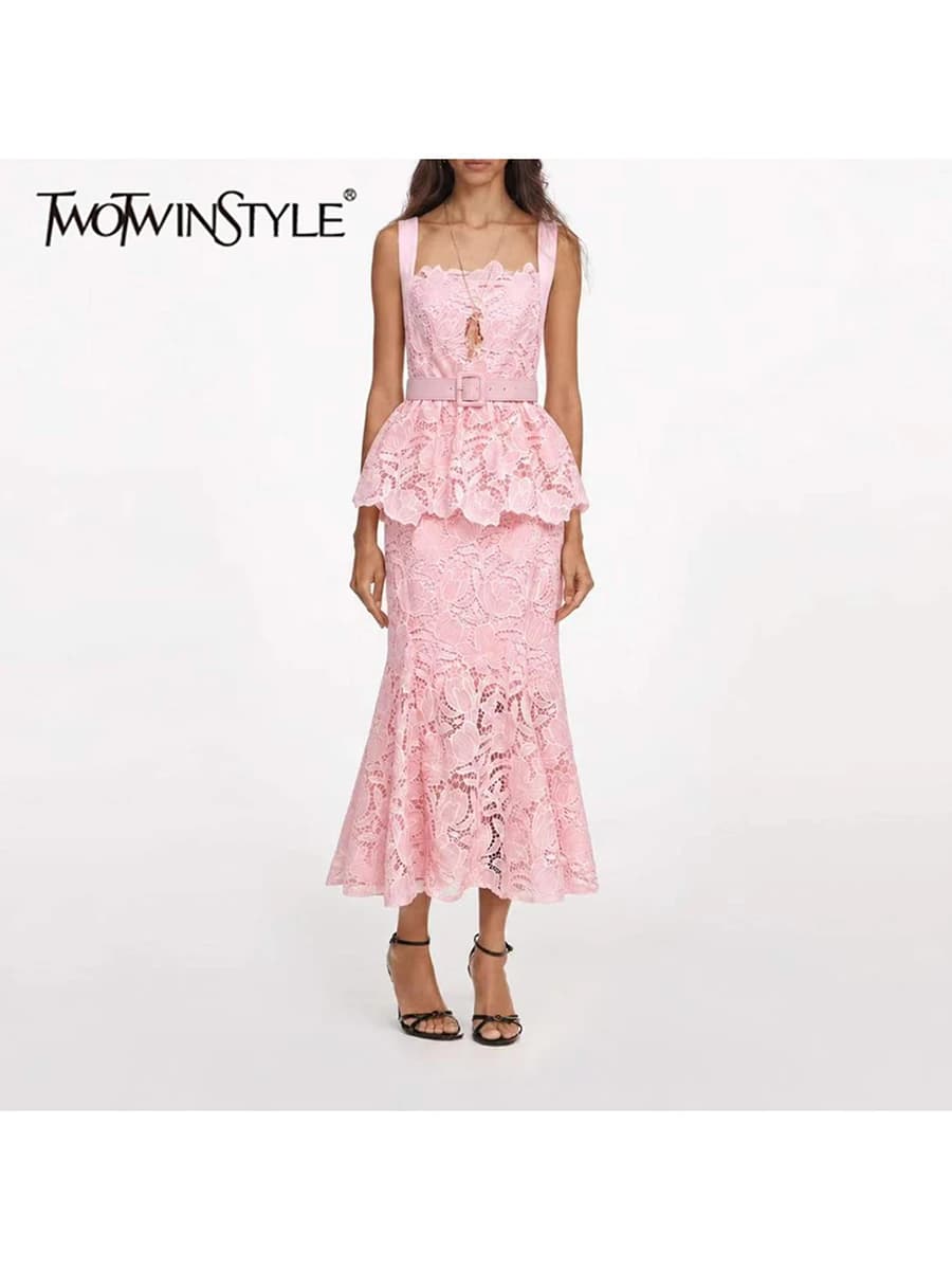 TWOTWINSTYLE Lace Spliced Belt Elegant Midi Dress for Women Square Neck Sleeveless Patchwork Zipper Ruffle Dresses Female New