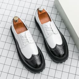 Spring New Carved Flowers Men Thick-soled Oxford Shoes Lace-up Casual Shoes British Style Black White High Quality Wedding Shoes