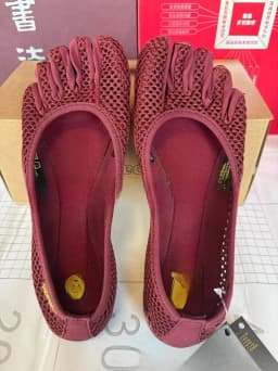 Women Five‑Toe Minimalist Barefoot Shoes, Quick Dry Breathable Mesh, Non‑Slip for Beach Swimming Water Sports Gym Walking