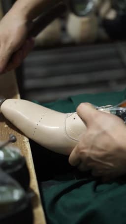 Luxury Genuine Leather Mens Formal Shoes Handmade Whole Cut Oxfords Business Lace-up Pointed Toe Wedding Dress Shoes for Men