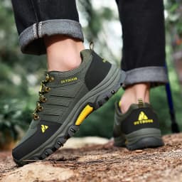 Men's Plus Size Outdoor Hiking Shoes Four Seasons Non-Slip Comfort Casual Walking Shoes Fashion Youth Joker Sports Running Shoes