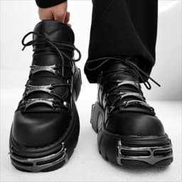 Punk Style Man Platform Shoes Lace-Up Round Toe Thick Bottom Boots Fashion Women Gothic Metal Decoration Casual Shoes 2026 New