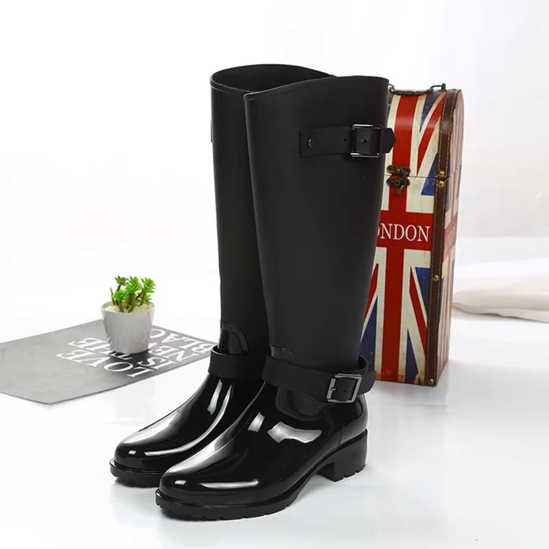 Women's zipper Tall Boots Punk Style Belt buckle Shoes Pure Color Rain Boots Outdoor Rubber Water shoes For Female Zapatos Mujer