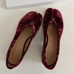 Fashion Pleated Designer Flannel Split toe Women Ballet Pumps Vintage Low Heeled Tabi Loafers Casual Soft Soles Walking Shoes