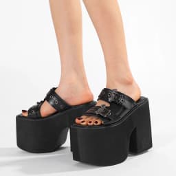 Gdgydh Goth Bat Buckle Decor Platform Sandals for Women Fashion Open Toe Summer Shoes Slip On Heeled Sandals Slingback Outdoor