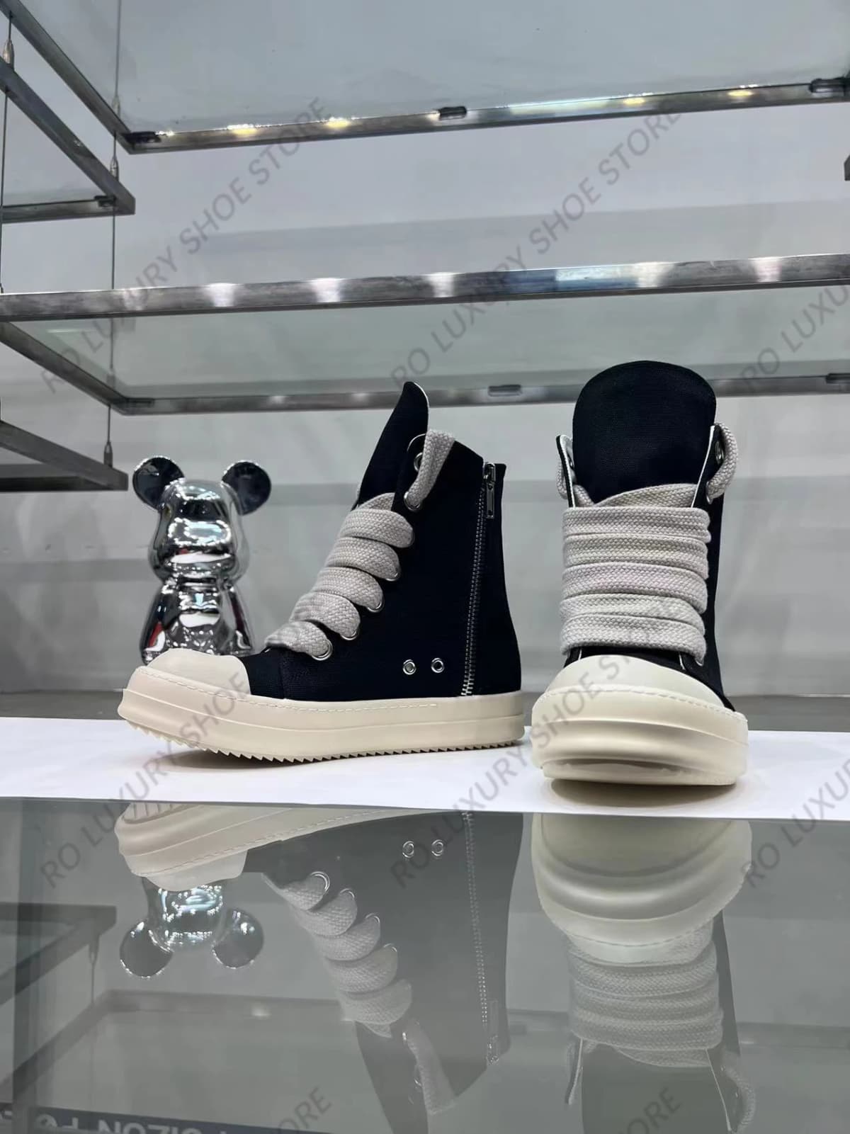 Classic Canvas High Top Men Shoe Designer Follow Engaging Trainer Jumbo Lace-up Luxury Ankle Boot Black Platform Women Sneaker