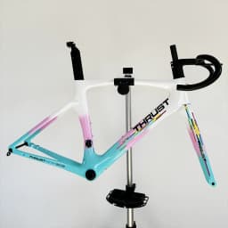 Thrust Carbon Frame Disc Brake AERO Road Bicycle Frameset Bike Race BSA T47 Full Internal Cable With Handlebar DI2 UPGRADED EPS
