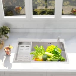 68×45cm Sink with V-shaped Drainer and Drain Basket and Soap Dispenser Anti-overflow Kitchen Sink Stainless Steel Sink
