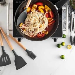 Kitchenware Cooking Utensils Set Non-stick Silicone Cookware Spatula Shovel Egg Beaters Wooden Handle Kitchen Cooking Tool Set