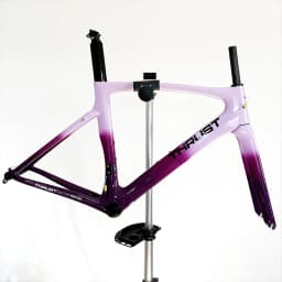 ship from spain THRUST T1000 Carbon Road Bike Carbon Fiber Frame Bicycle 700C Wheel Bicycle Accessories Di2 And Mechanical