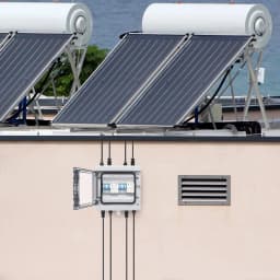 2-String Solar Combiner Box IP65 Rated w/25A Circuit Breaker 1000V DC Surge Protection for PV Systems, Solar Combiner Box