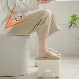 Cute Minder Bathroom Chair Shower Children Makeup Toilet Foot Stool Designer Space Saving Low Silla Plegable Trendy Furniture