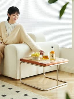Elegant Vintage Rattan End Table Retro Medieval Style Sofa Side Table with Glass Top for Living Room Retro Medieval Style Rattan