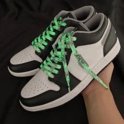 1Pair Luminous Shoe laces Quality Fluorescent Shoelaces for Sneakers Flat Laces night glow Shoelace Shoes Strings 120/140/160CM