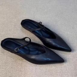 2026 New Style Pointed Toe Thick Heel Mule Shoes French Retro Single Buckle Strap Fashion Open Toe Low Heel Shoes
