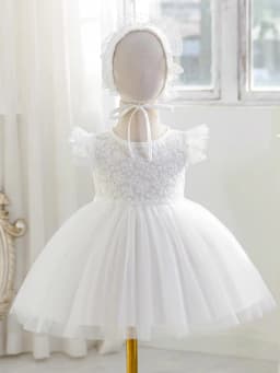 Baby Girl, 0-2 Years Old, White Dress with Lace Trim and Floral Embroidery, Fluffy Net Fabric, for Baptism, with a Hat