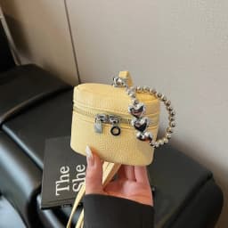 2026 NEW Ins Fashion Luxury Cute Love Fashion Joker Candy-colored Shoulder Portable Red Headphone Case Wrist Strap Mini Bag