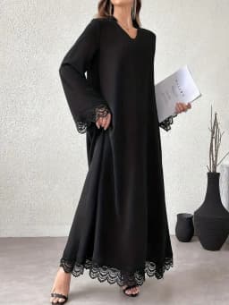 2026 casual and elegant style, V-neck solid color lace long sleeved lace dress long skirt, casual shopping, relaxing and resting