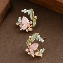 Super fairy sweet temperament fairy style oil paint inlaid pearl earrings niche personality versatile commuting earrings