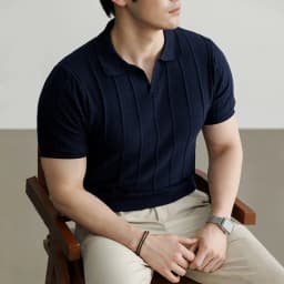 Spring and Summer New Luxury European Short-sleeved V-neck T-shirt Men's Fashion Sweater