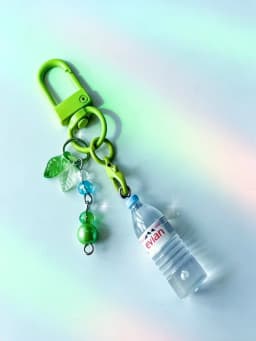 Frutiger Aero Y2K Cybercore Keychain Beaded Charm for Bags Phones Cameras Gift