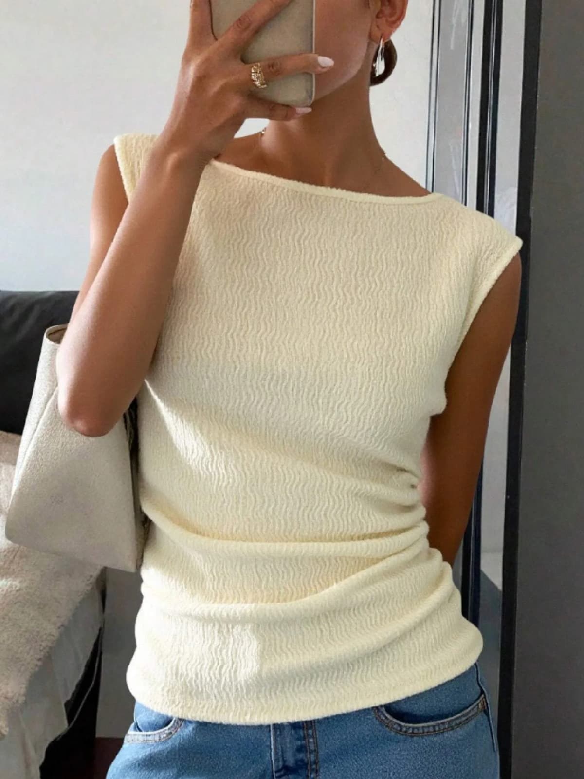 Fashionable new off-shoulder slim fit women's top