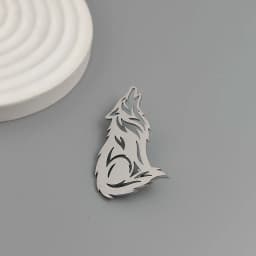 Original design Lone Wolf stainless steel gold-plated brooch, waterproof and non-fading lapel pin, men's suit accessories