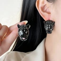 Elegant Enamel Leopard Pendant Necklace for Women Luxury High-End Queen Style Clavicle Chain Daily Party Accessory
